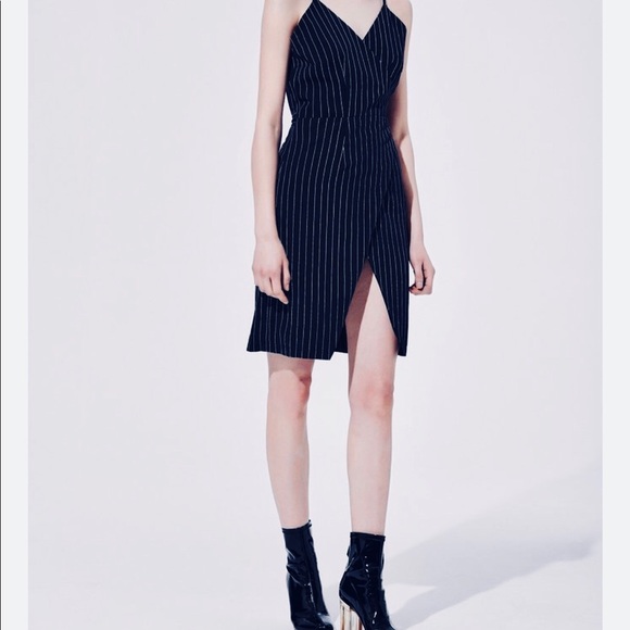 TWO FEATHERS lorinda wrap dress - Picture 5 of 7